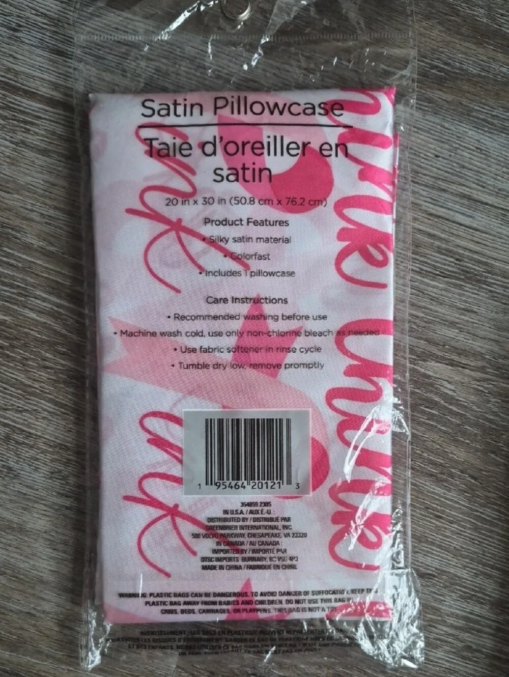 Breast Cancer Awareness Bundle With Pocket Socks, Make Up Bag And 2 Pillowcases